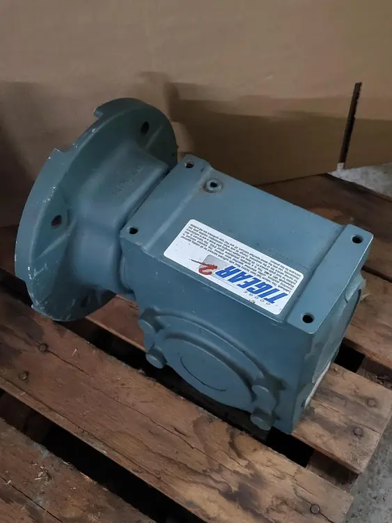 Used TIGEAR 2 _UNKNOWN_ Speed Reducers | ND Industrial Surplus #1225344