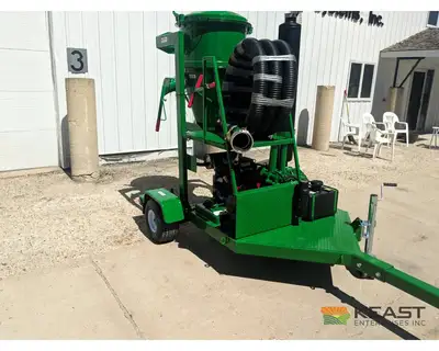 Used CHRISTIANSON _UNKNOWN_ Sweeper/Vacuum Iowa US | Keast Enterprises #1360110