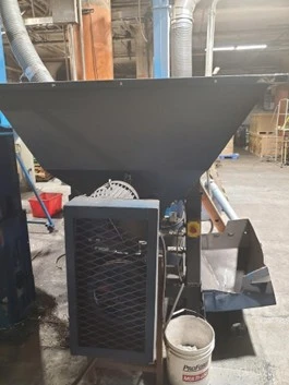USED MADEUSA 85 CU.FT.  DOSING HOPPER / 10" AUGER