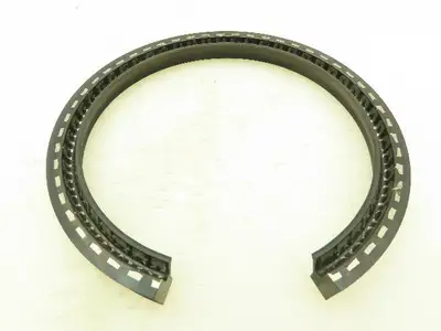 Garlock Klozure 23 3435 2- Split Oil Seals 6.50 in Shaft, 8.0 in OD, 0.750 in W