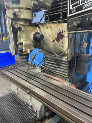 Used SWI TRAKTRM Vertical Mills Ohio US | HGR 24 #998350