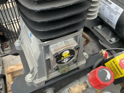 Used _UNKNOWN_ _UNKNOWN_ Tank Mounted Air Compressors Michigan US | Miedema Asset Management Group #1321120