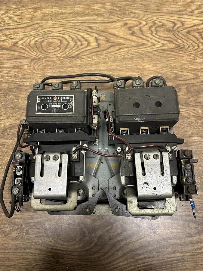 Used GE CR7009D 1010F Starters | Surplus Asset Holdings #1205066