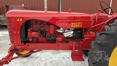USED 1952 MASSEY-HARRIS 44GR