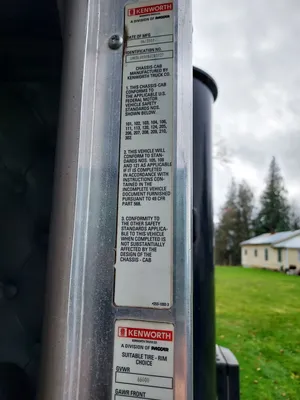 2011 GUZZLER Liquid Ring Industrial Air Handler | VacSource (3)