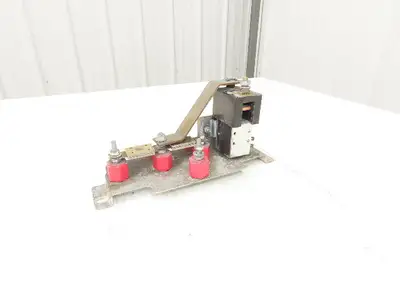 Used TENNANT _UNKNOWN_ PLC Contactors Indiana US | Arrow Industrial #1483068