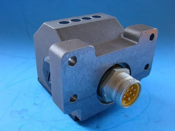 Used BALLUFF BES-516-B04-PA-12-605-11-SP01 Relays & Switches Michigan US | Ideal Machinery #594011