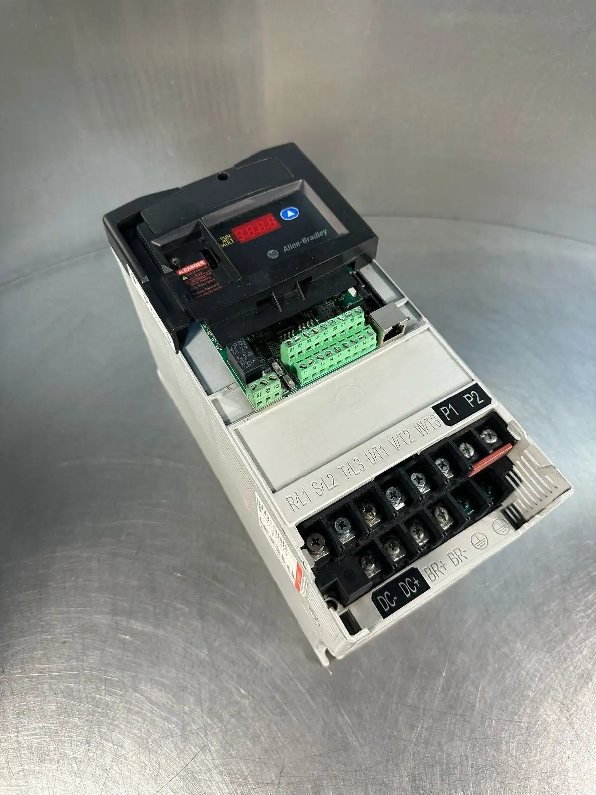 Allen-Bradley 22DD012N104 /A 22D-D012N104 Ser A (2.6.1)