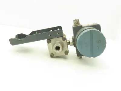 Foxboro 821GM-IS1NH2 EW Electronic Pressure Transmitter 65VDC 600PSI W/Bracket