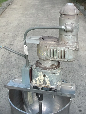 USED GROEN 60 GALLON AGITATED KETTLE 60 GALLON KETTLE