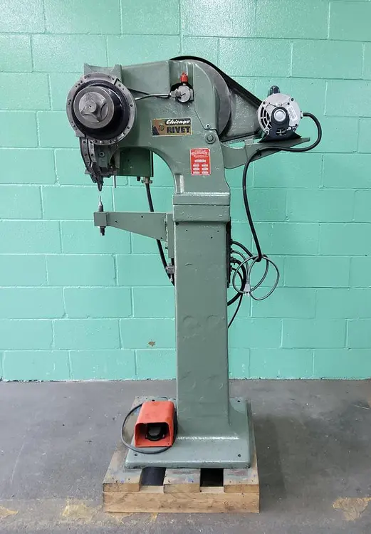 Used CHICAGO 912 Riveters CA | B & B RIVET MACHINE #746472