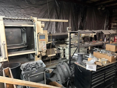 Used Van Dorn Demag 700HP80-0841 Injection Molding Machines Kentucky US | Edwards Industrial Repair #1325873