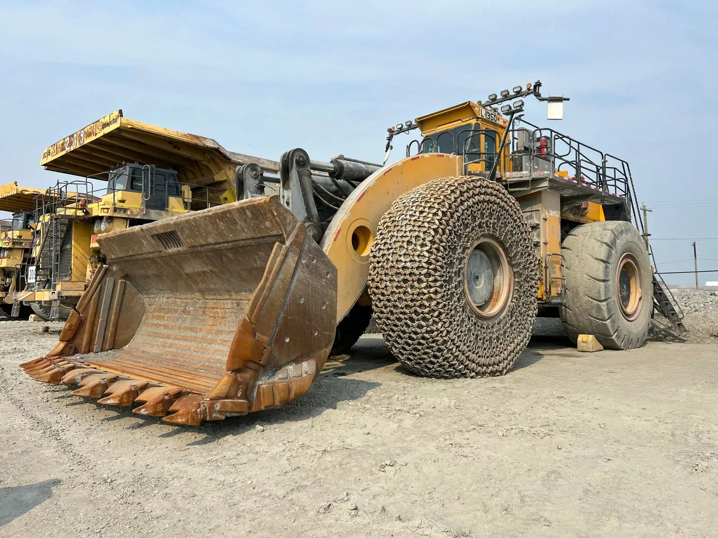 USED 2011 LETOURNEAU L1350