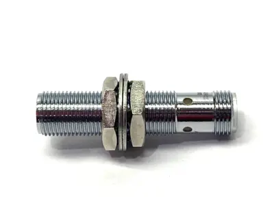 New | in-Stock Turck Inductive Proximity Sensor 10-30VDC 1644810 Proximity Sensors Michigan US | Maverick Industrial Sales #1389103