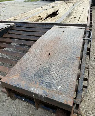 Used 2013 GATOR 31' X 102" Flatbed Trailers Kentucky US | Proxy Equipment #1388851