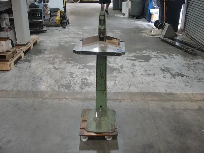 Used _UNKNOWN_ C Round Cornering Machines | BROOKS PRINTING EQUIPMENT #391661