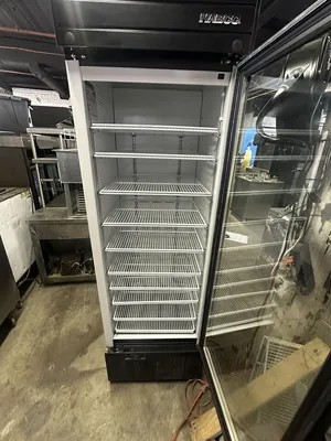 174-0218 Habco SE-18 Single Glass Door Self Contained Cooler