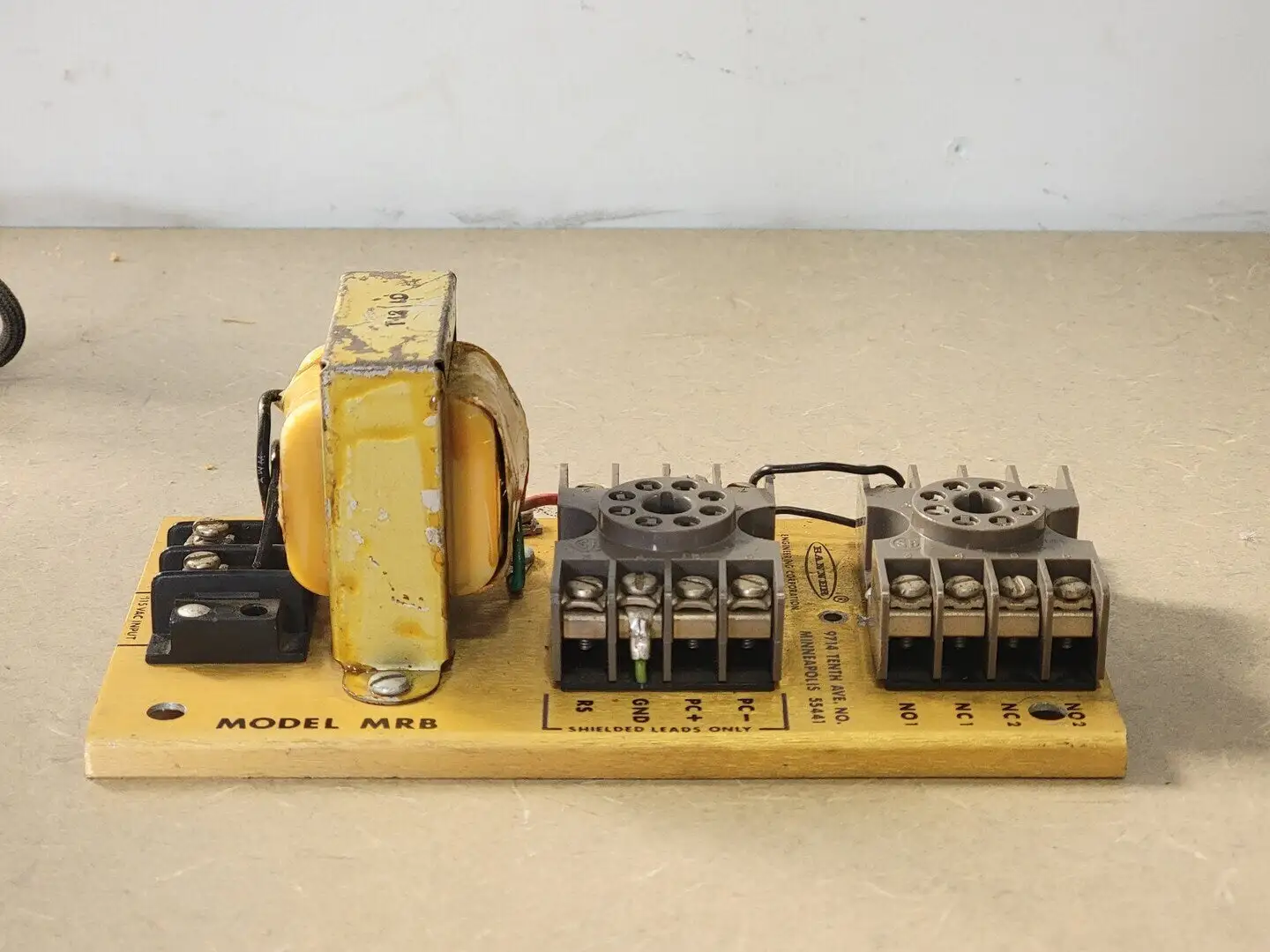 Used BANNER MRB Misc Electrical & Power Parts British Columbia CA | Lenmark #254568