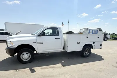 Used 2015 DODGE RAM 3500 TRADESMAN UTILITY BOX 4X4 Service & Utility Trucks Minnesota US | Carco Truck & Equipment #1513882