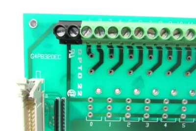 NEW OPTO 22 G4PB32DEC MOUNTING RACK