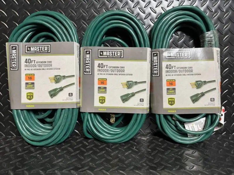 Master Electrician 40ft Extension Cord Indoor/Outdoor - 16 AWG - 3-Prong SJTW - Lot of 3 - 765263