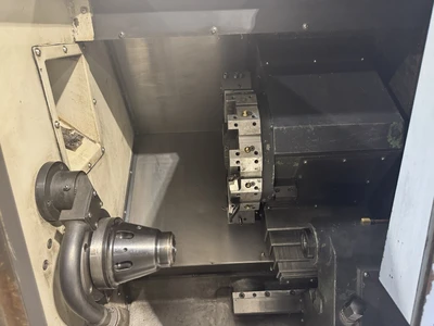 2011 DOOSAN LYNX 220A CNC Lathes | Toolquip, Inc. (2)