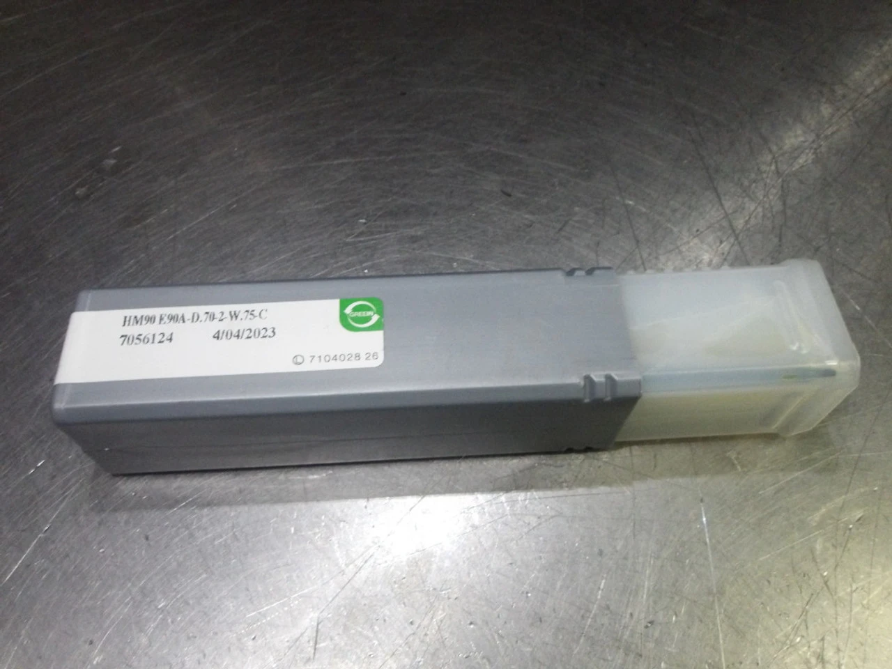 Iscar .346-.704" 2 Flute Endmill 3/4" Shank HM90 E90A-D.70-2-W.75-C (LOC2859B)