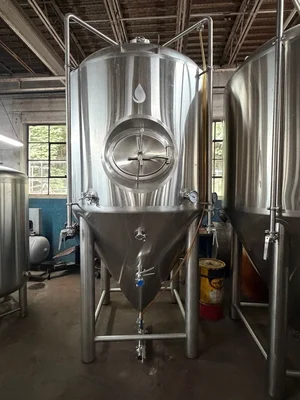 Used _UNKNOWN_ _UNKNOWN_ Fermenters / Bioreactors Indiana US | Brewhouse Equipment Group #1271300