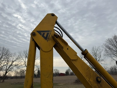 USED ALLIS CHALMERS 715 SERIES B BACKHOE