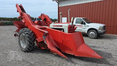 USED 1957 FORD 971