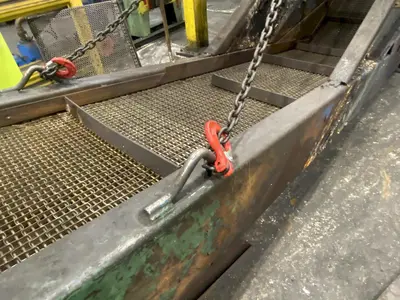 20' LONG X 24” WIDE STEEL BELT POWERED INCLINED PARTS CONVEYOR: STOCK #20816