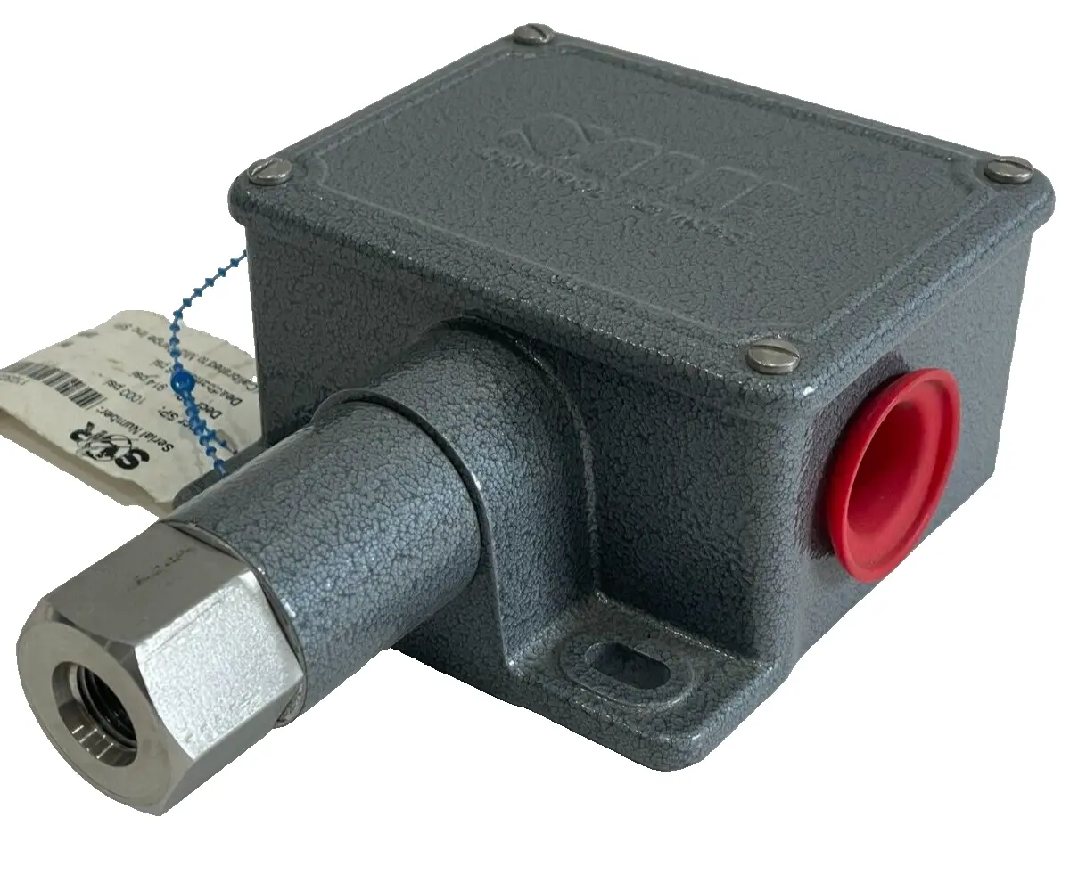 NEW SOR 2NN-K3-S1-C4C PRESSURE SWITCH 2NNK3S1C4C