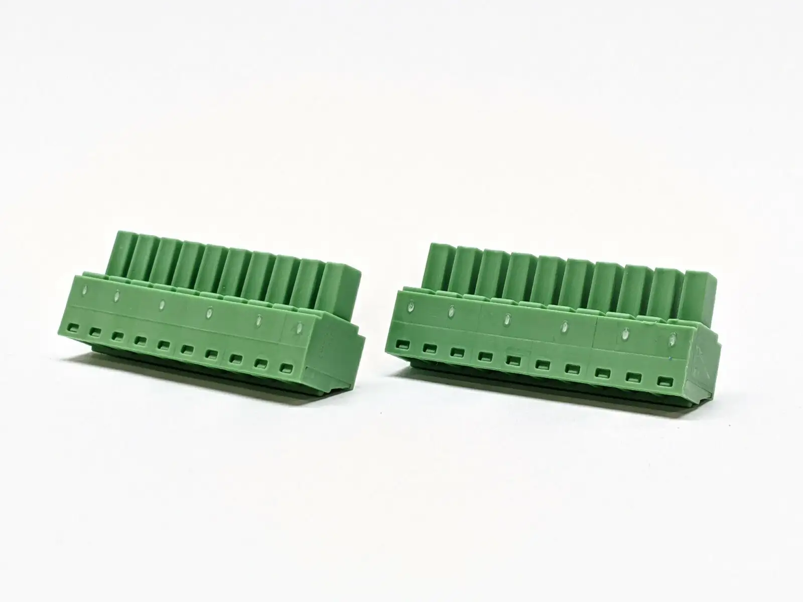 MC 1.5/10-ST-3.81 1766307 | Phoenix Contact MC 1.5/10-ST-3.81 Circuit Board Connector 1766307 LOT OF 2 - Used