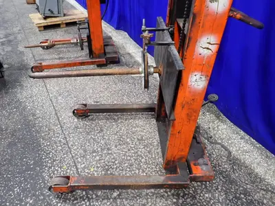 USED ENGINEERING COMPANY INC. M452