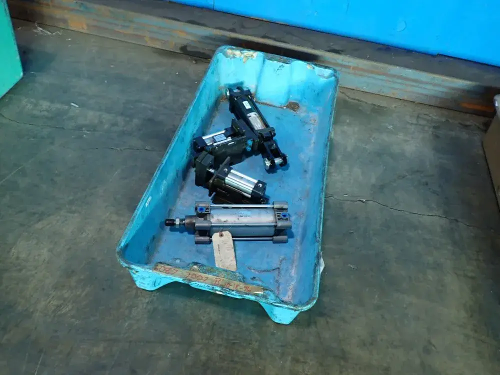 Pneumatic Cylinder Assortment