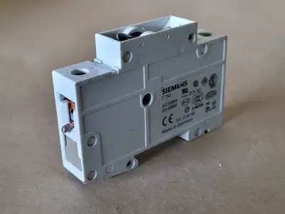 USED SIEMENS 5SX21 C2