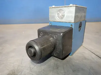USED REXROTH 4WE10C31/CW110NDAL/V