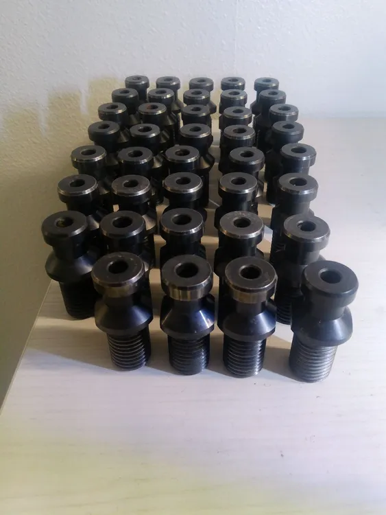 Used UNBRANDED CAT 50 Tool Holders | MachineStation #947060