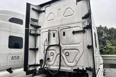Used 2019 FREIGHTLINER CASCADIA Conventional trucks Louisiana US | Proxy Equipment #1385039