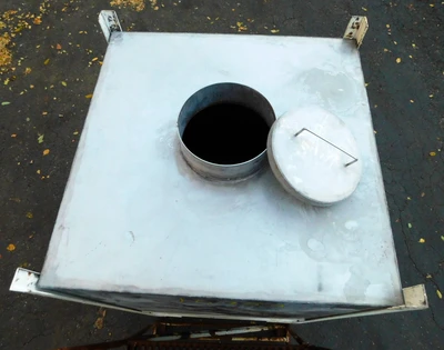 USED POWDER TOTE 30 CU/FT