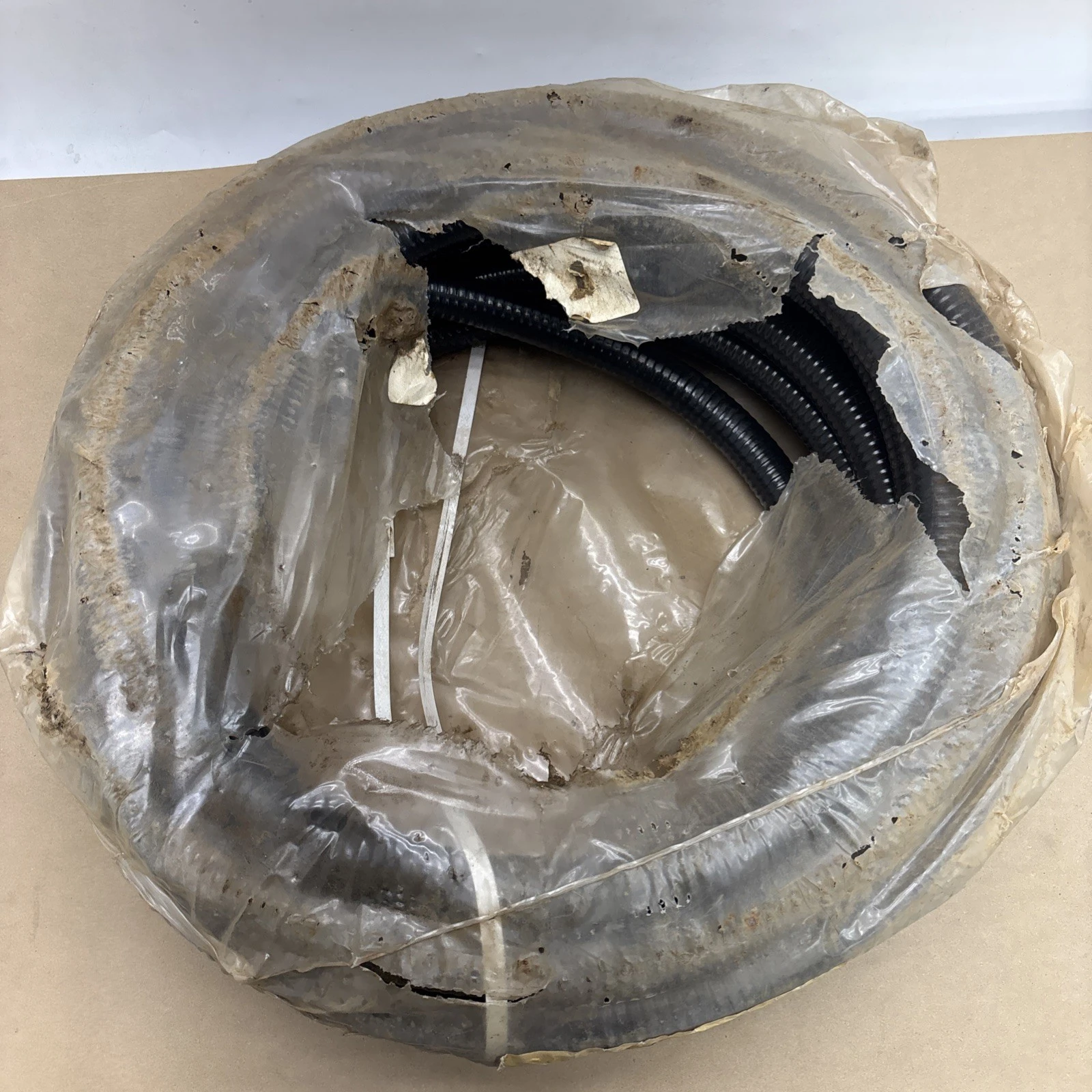 NEW Southwire 55-28-96-04