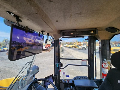 Used 2018 KOMATSU WA320-8 Wheel Loaders | Abele Tractor #1342927
