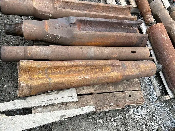 Used AFTERMARKET LARGE DIAMETER CHISEL BIT Other Cutting Tools Pennsylvania US | East West Machinery & Drilling #1417452