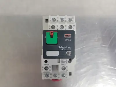 NEW SCHNEIDER ELECTRIC 783XCXM4L-24A