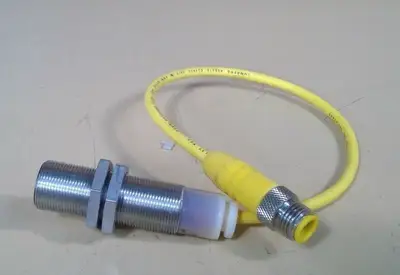 Cutler-Hammer E57LAL18A2SP Tubular Inductive Proximity Sensor 5E-4