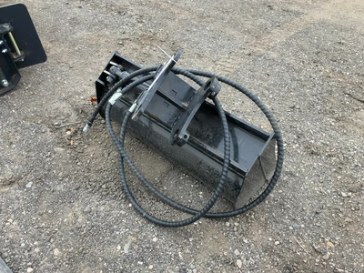 Used GIYI 3T HYDRAULIC TILT BUCKET MINI EXCAVATOR ATTACHMENT Multipurpose Buckets Michigan US | Miedema Asset Management Group #1579266
