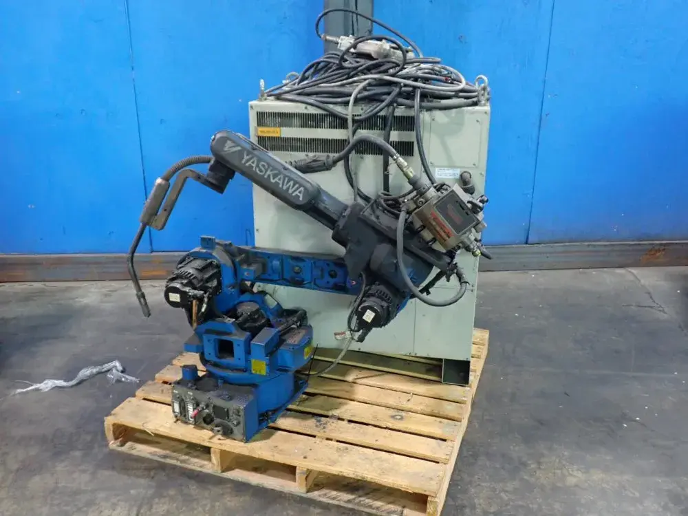 USED 2013 YASKAWA MOTOMAN MH6