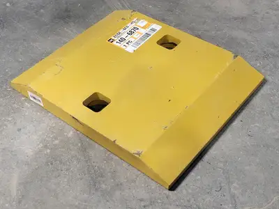 USED CATERPILLAR 140-6870
