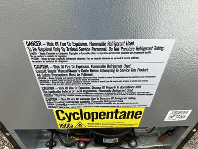 Used MAGIC CHEF HMR330SE Refrigerators Michigan US | Miedema Asset Management Group #1454935