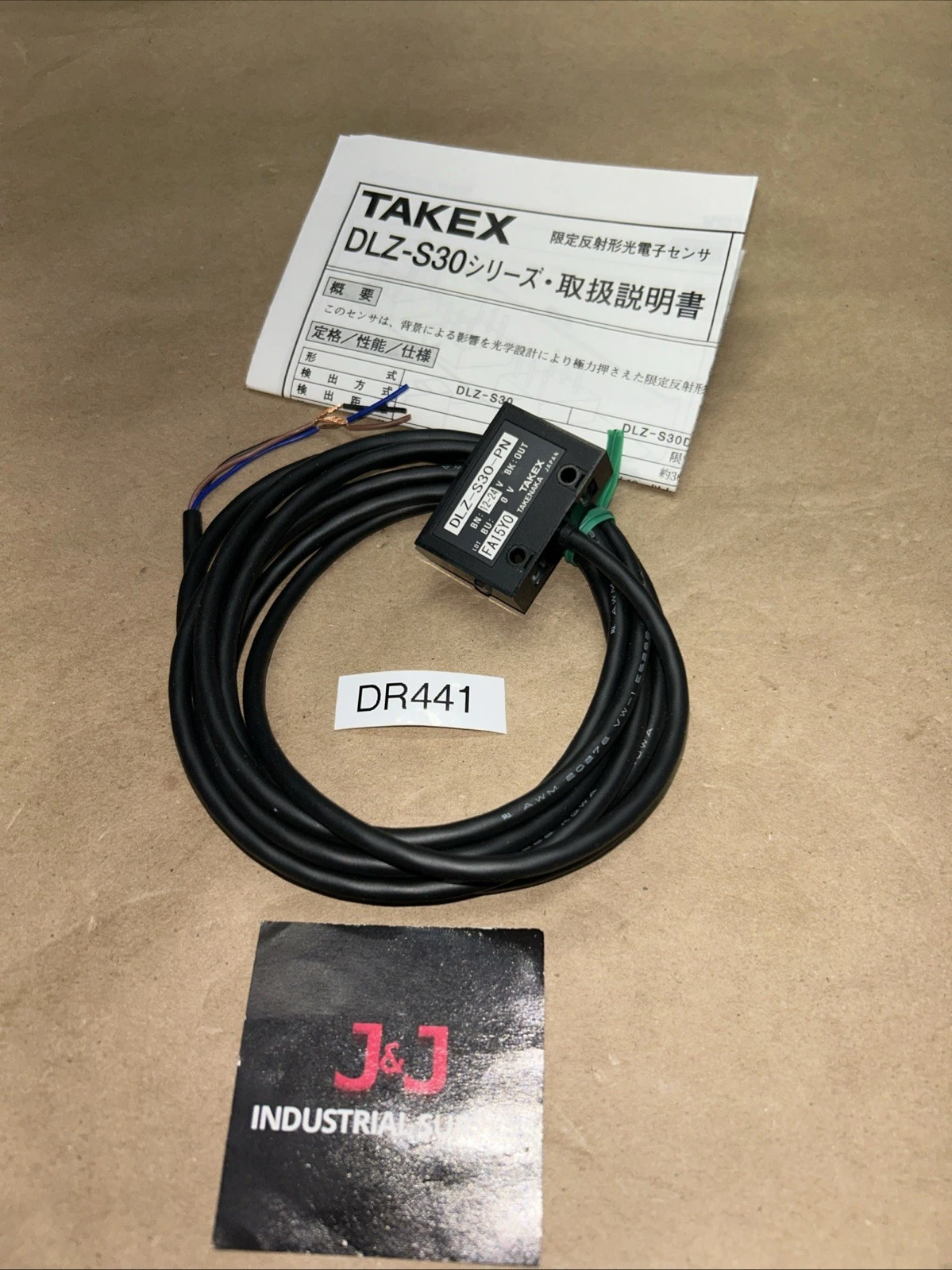 New TAKEX Photoelectric Sensor DLZ-S30 DLZS30 NNB Ships From 🇺🇸 + Warranty